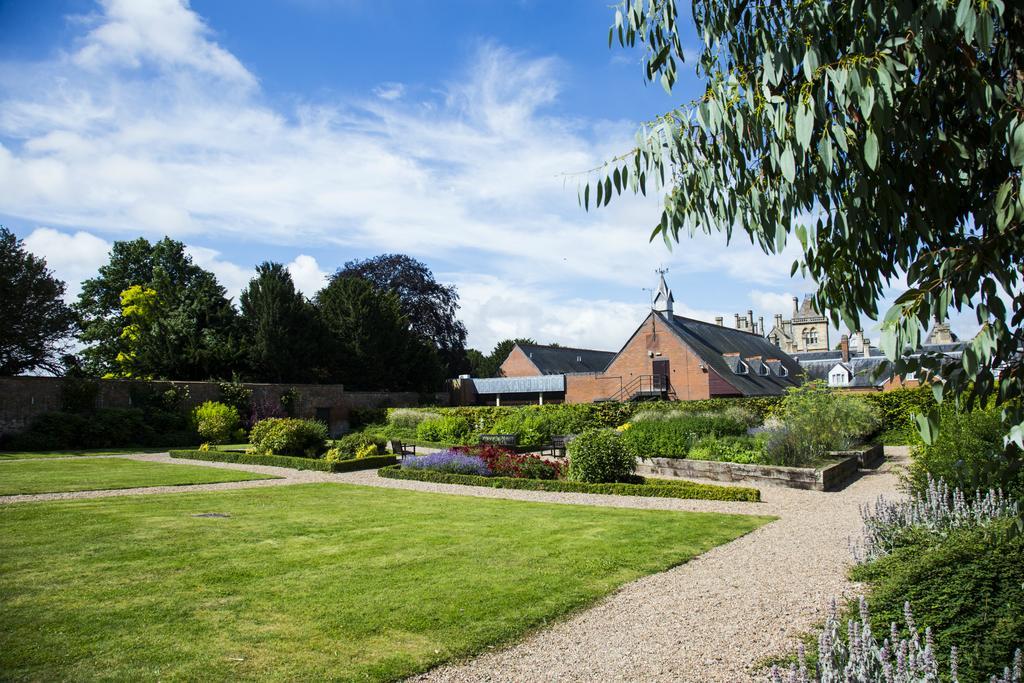 Walton Hall Hotel & Spa By Sunday Wellesbourne Exterior foto